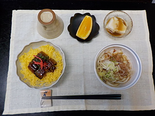 うなぎ飯・伊勢うどん