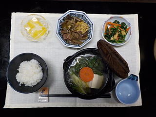 水炊き・牛肉とごぼうの柳川風